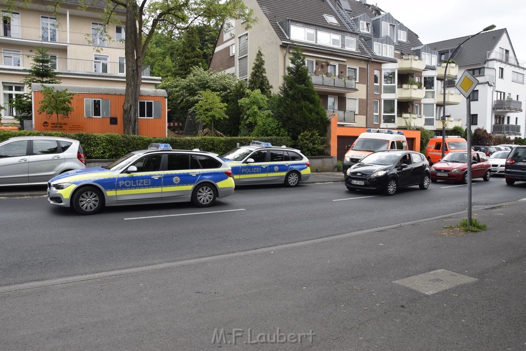 Einsatz BF Koeln Koeln Brueck Bruecker Mauspfad P64.JPG - Miklos Laubert